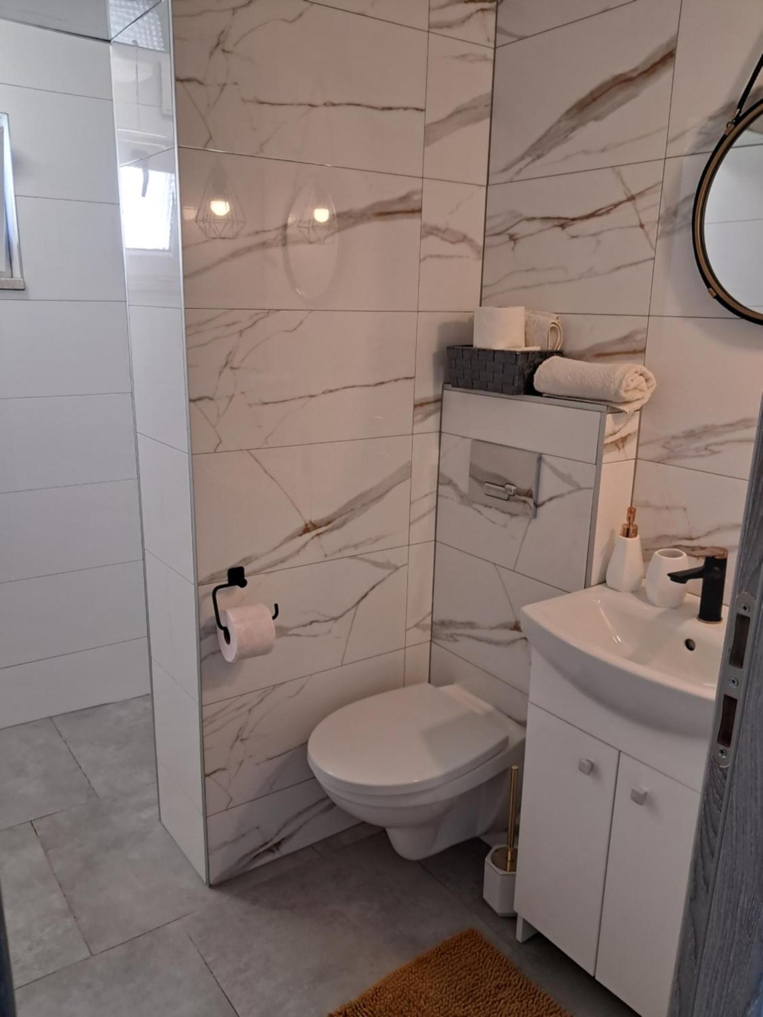 Apartamento Zamkowe Zacisze Czorsztyn Exterior foto